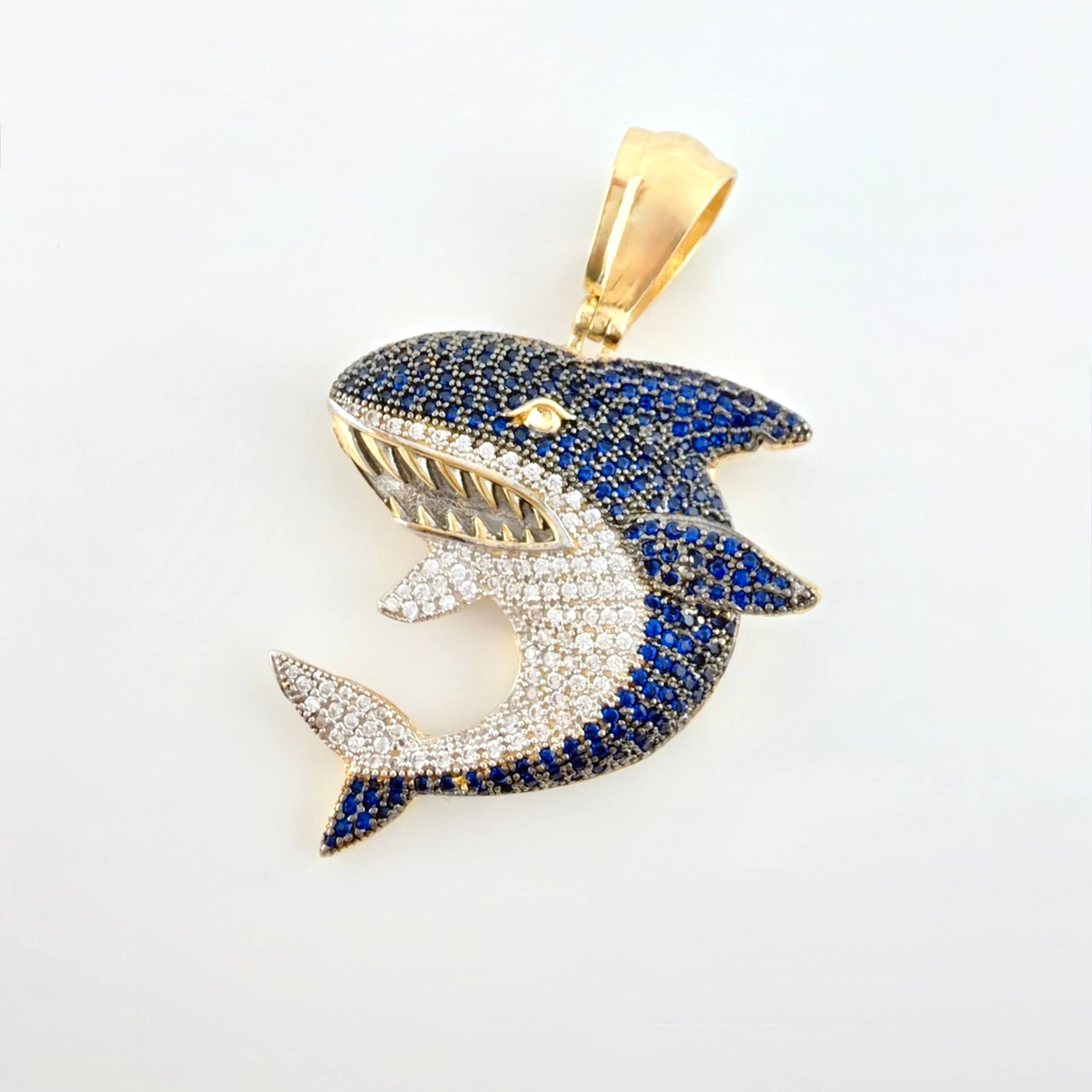 Pendant Shark 13.2gr / 2 in / Yellow Gold 18K ©