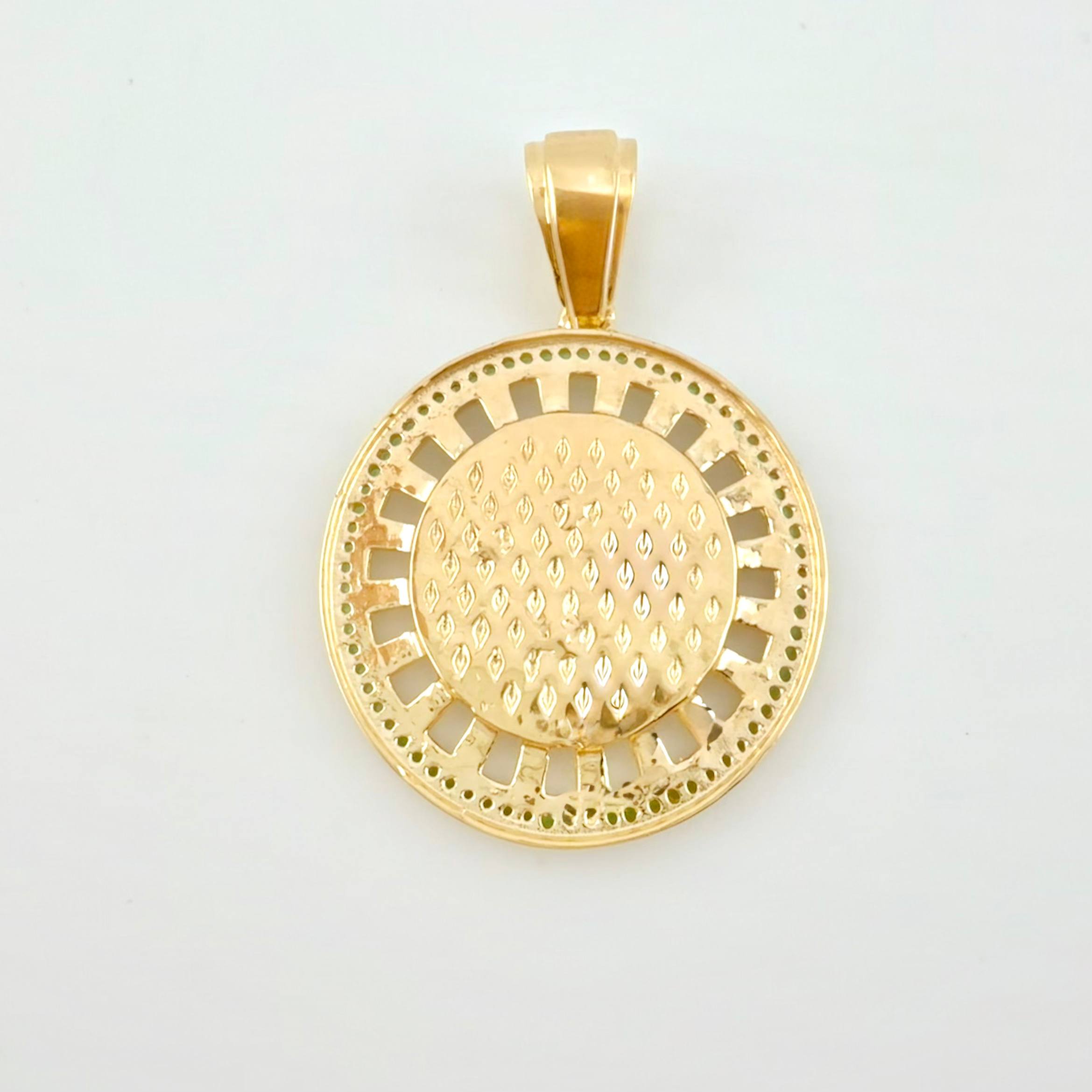 Pendant Crown 9.7gr / 1 1/2 in / Yellow Gold 18K ©