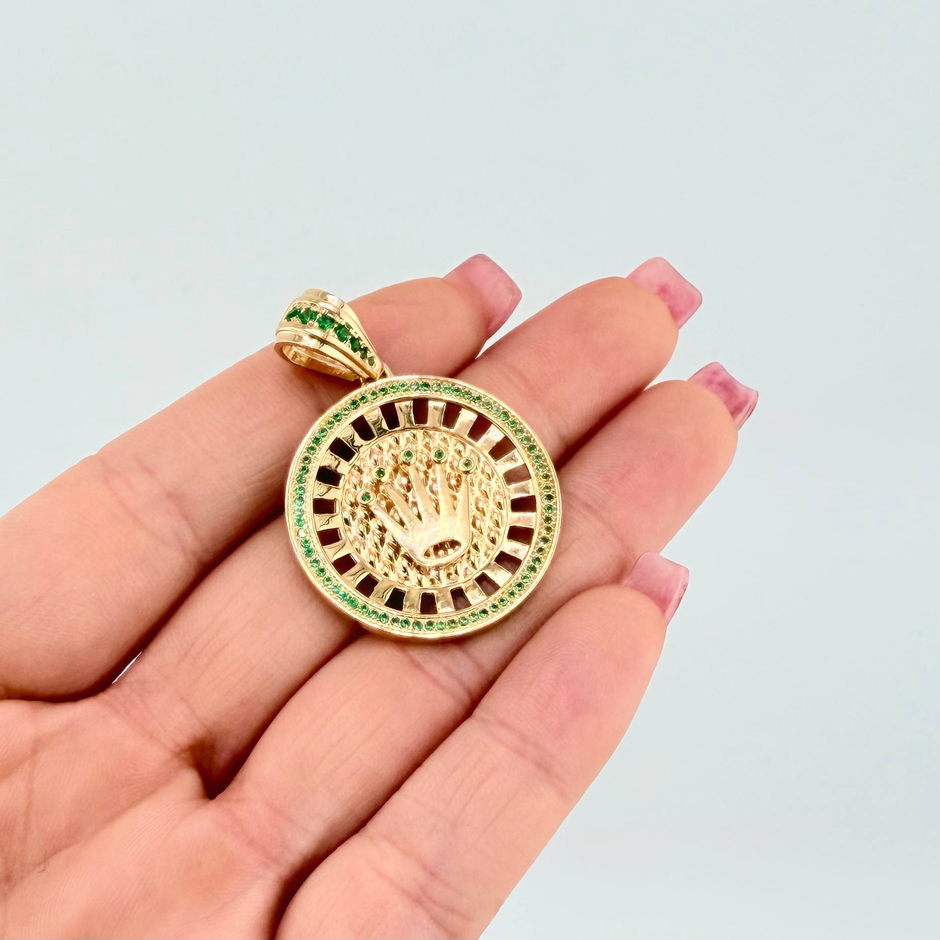 Pendant Crown 9.7gr / 1 1/2 in / Yellow Gold 18K ©