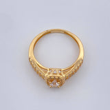 Square Halo Ring 2.45gr / Size 6 1/4 / 18K Gold &