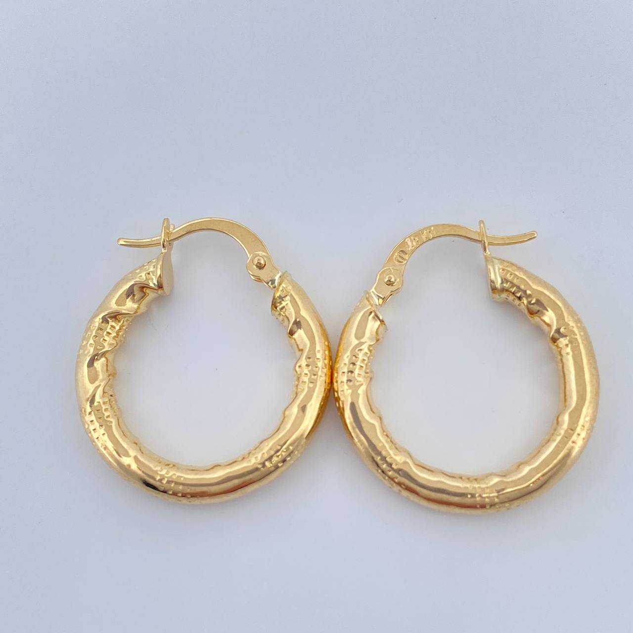 Candongas Rox 2.25gr / 1 in / Oro Amarillo 18K $