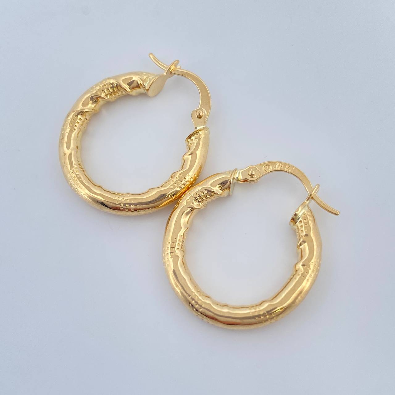 Candongas Rox 2.25gr / 1 in / Oro Amarillo 18K $