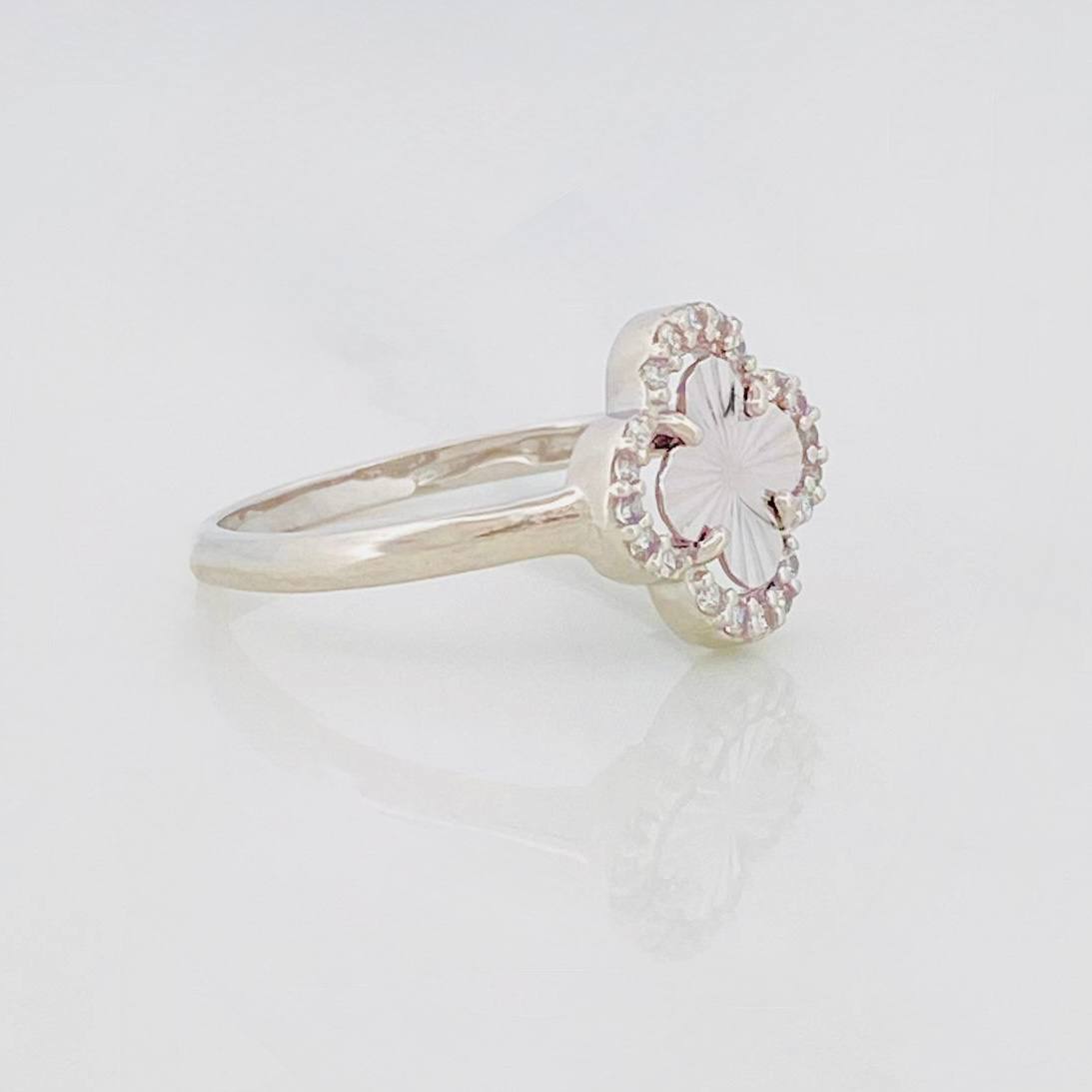 Clover Ring 2g / T6 1/2 White Gold 18K