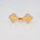 Hoop Earrings Clover 2.75g / 1/2 in Two-Tone Yellow White Gold 18K