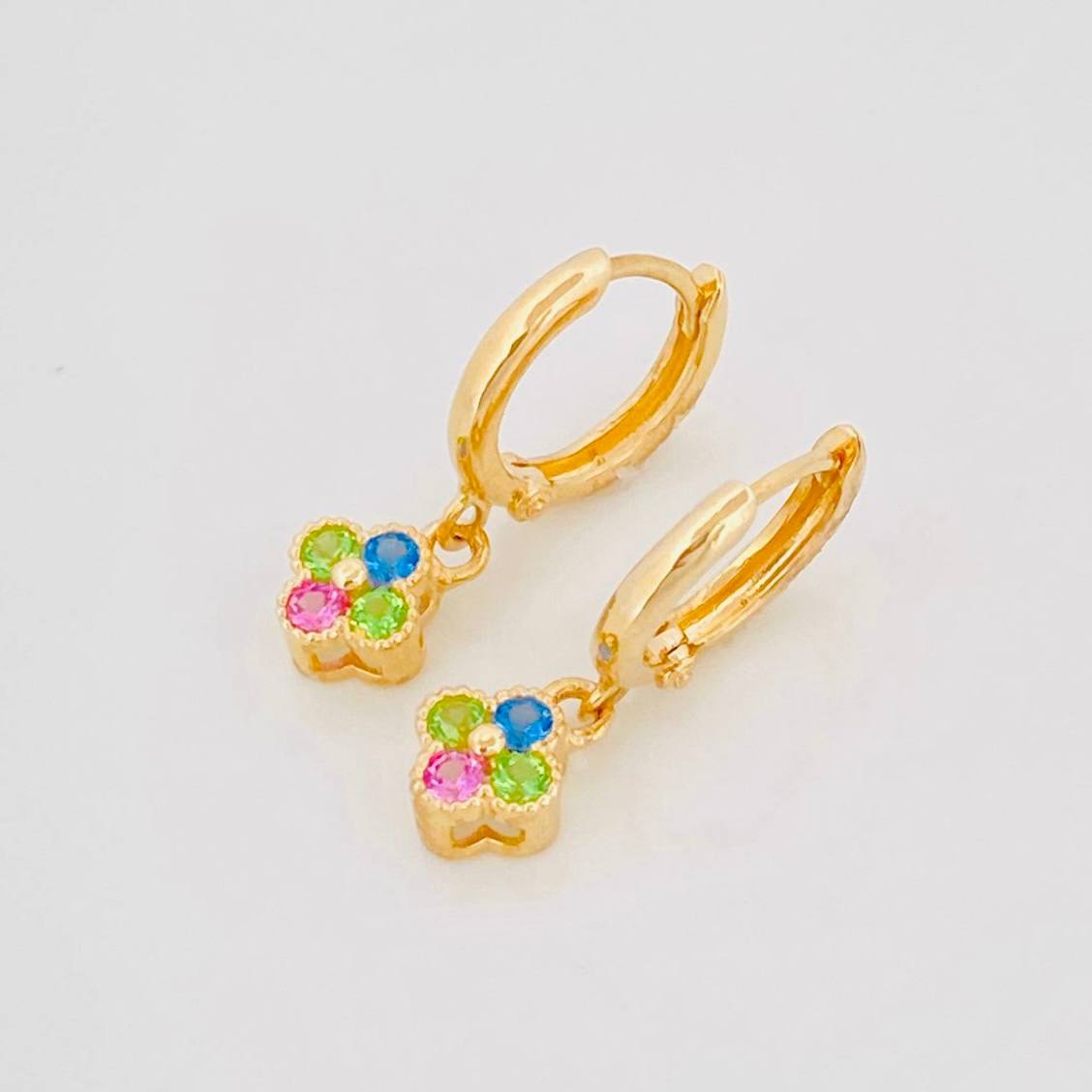 Candongas Trebol 2.15g / 3/4 in Oro Amarillo 18K
