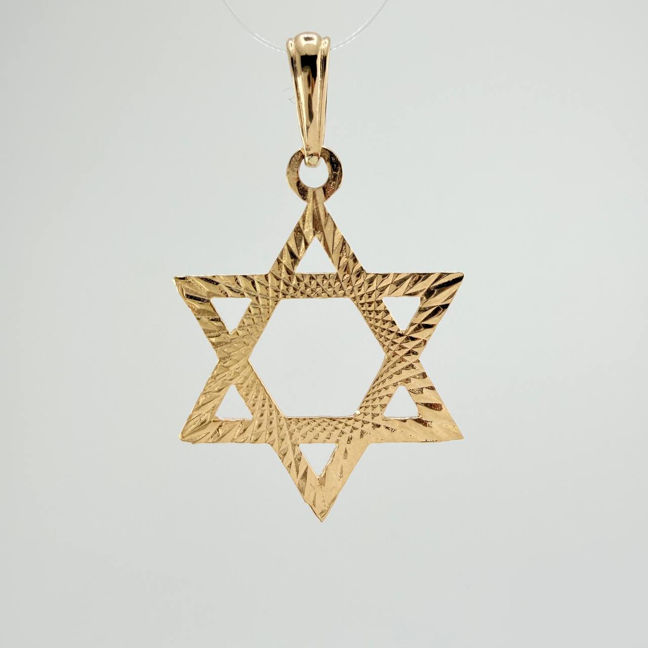 Dije Estrella De David 2.35gr / 1 1/2 in / Oro Amarillo 18K &