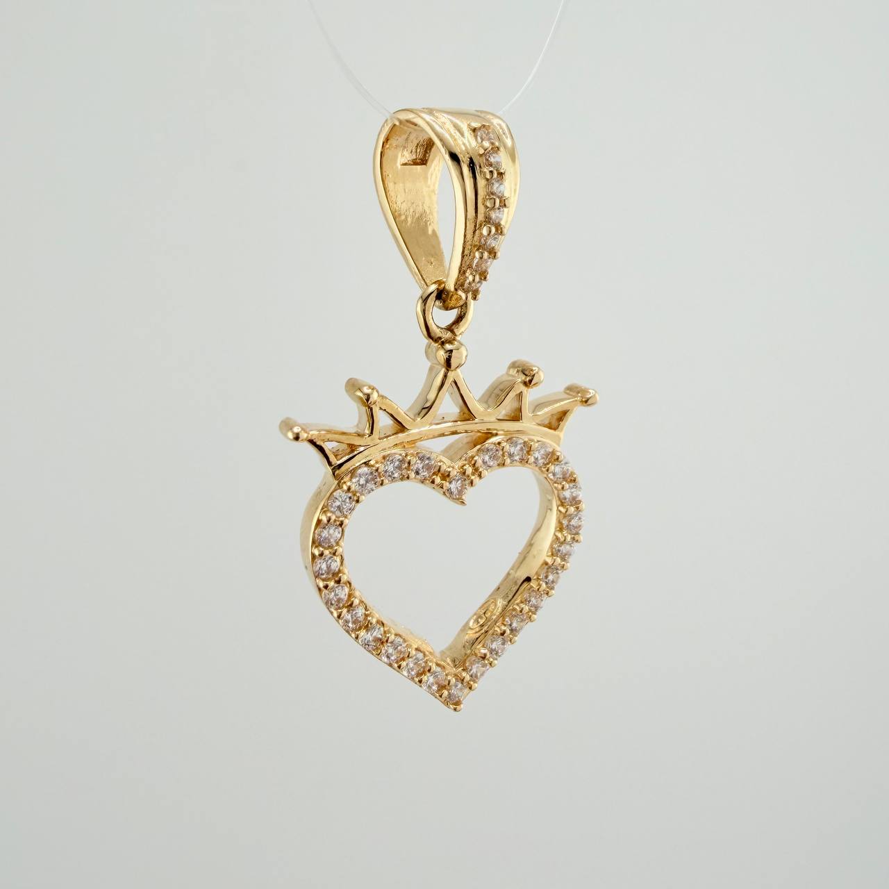 Dije Silueta Corazon Corona 3.15gr / 1 1/4 in / Oro Amarillo 18K &