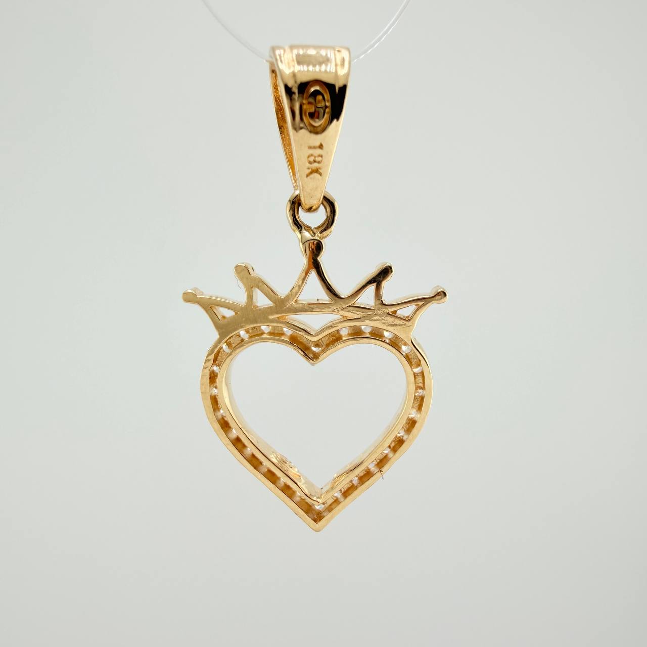 Dije Silueta Corazon Corona 3.15gr / 1 1/4 in / Oro Amarillo 18K &