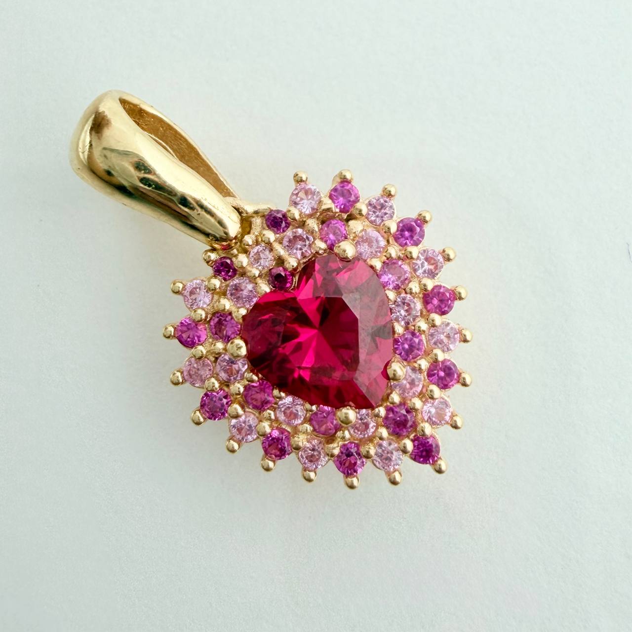Dije Halo Corazon Tupido 2.35gr / 3/4 in / Oro Amarillo 18K &