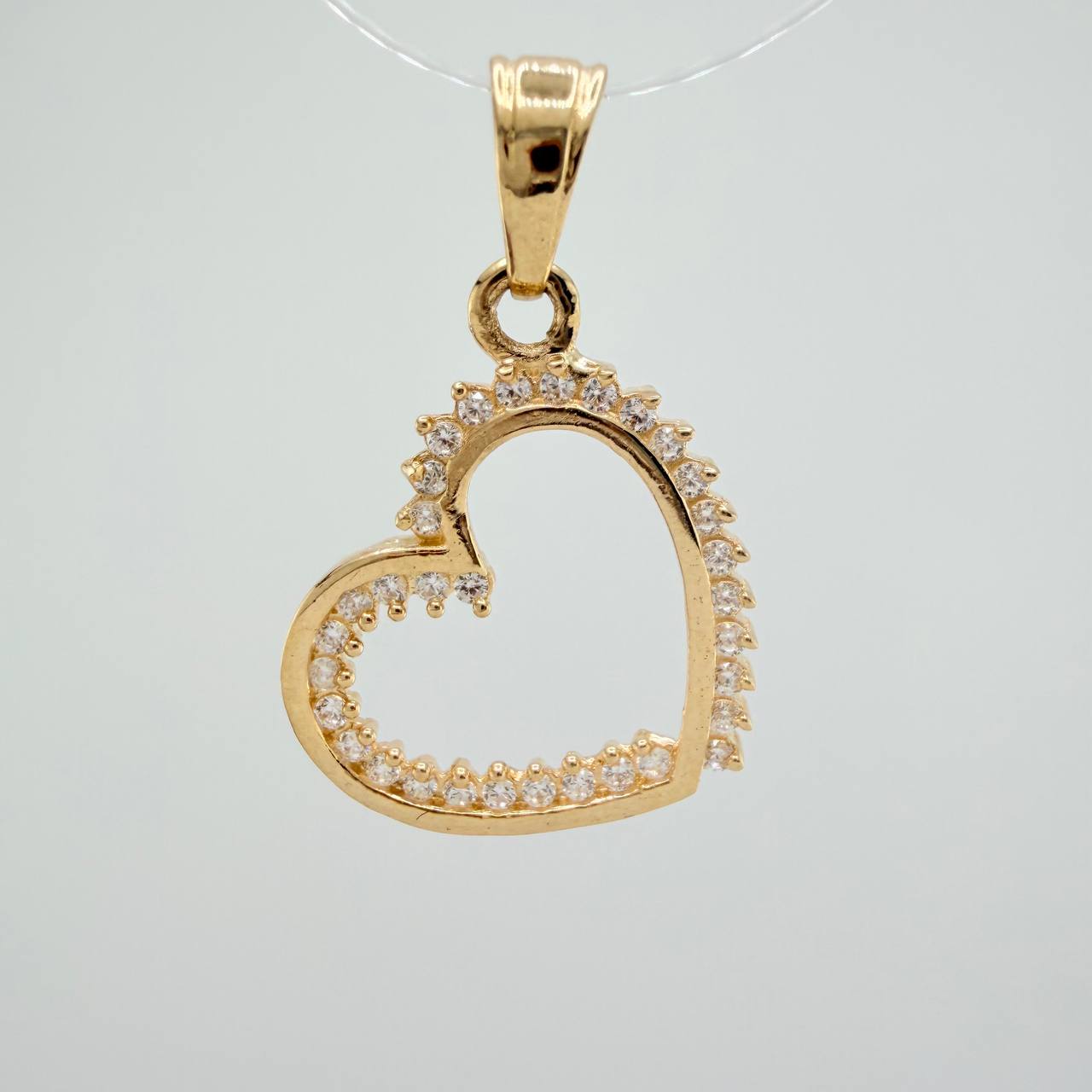Dije Silueta Corazon  1.2gr / 3/4 in / Oro Amarillo 18K &