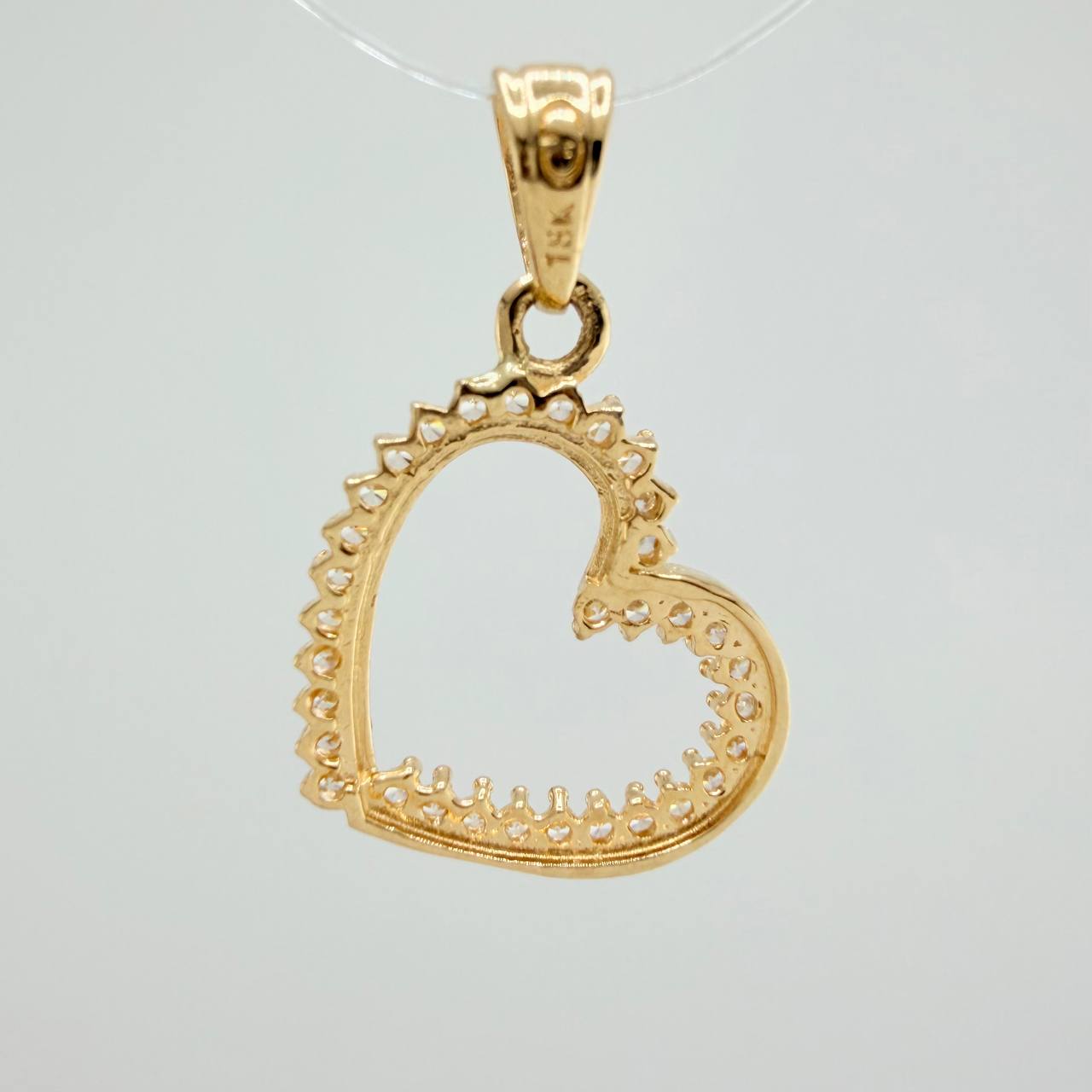 Dije Silueta Corazon  1.2gr / 3/4 in / Oro Amarillo 18K &