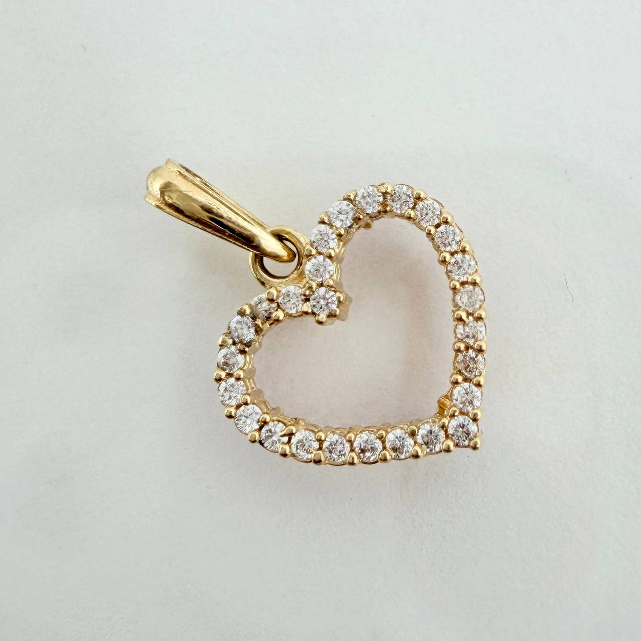 Dije Silueta Corazon Doble Faz 1.5gr / 3/4 in / Oro Amarillo 18K &
