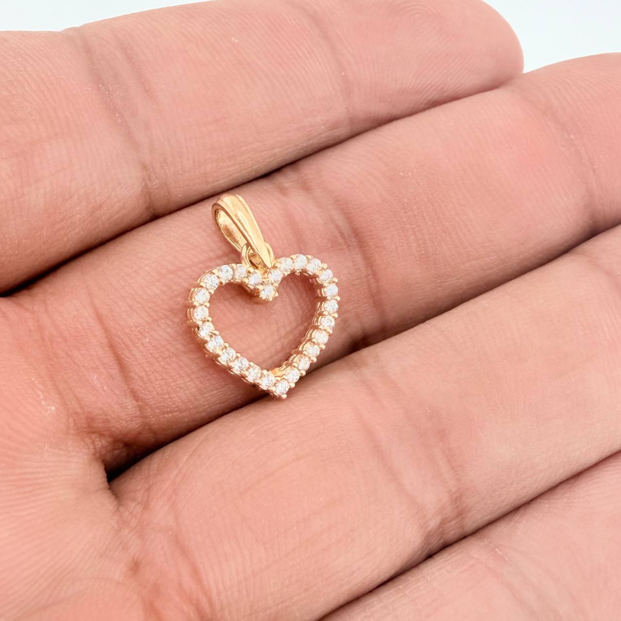 Dije Silueta Corazon Doble Faz 1.5gr / 3/4 in / Oro Amarillo 18K &