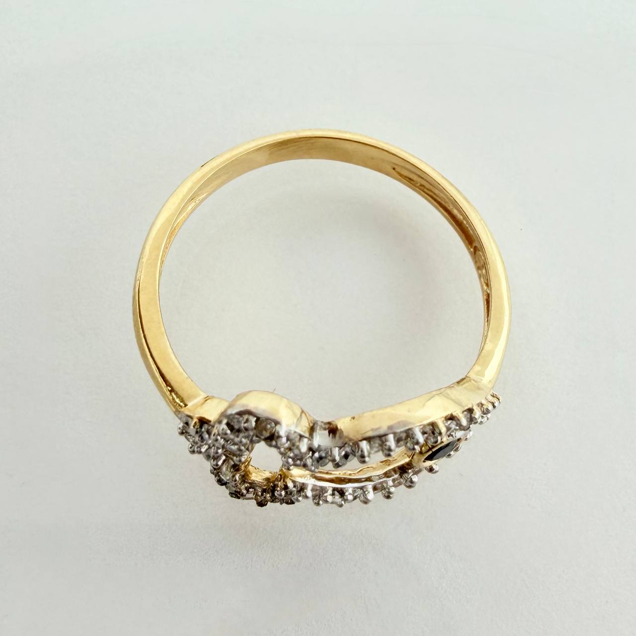 Anillo Silueta Pez 2.05gr / T6 / Dos Oros Amarillo Blanco 18K &