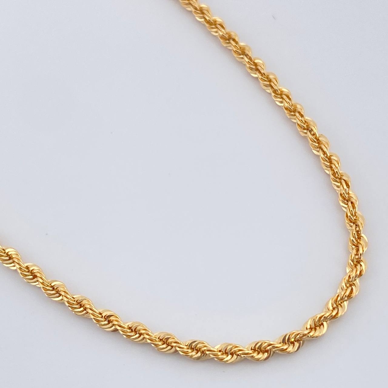 Cadena Lazo 3.6gr / 23 1/2 in / Oro Amarillo +3 18K &