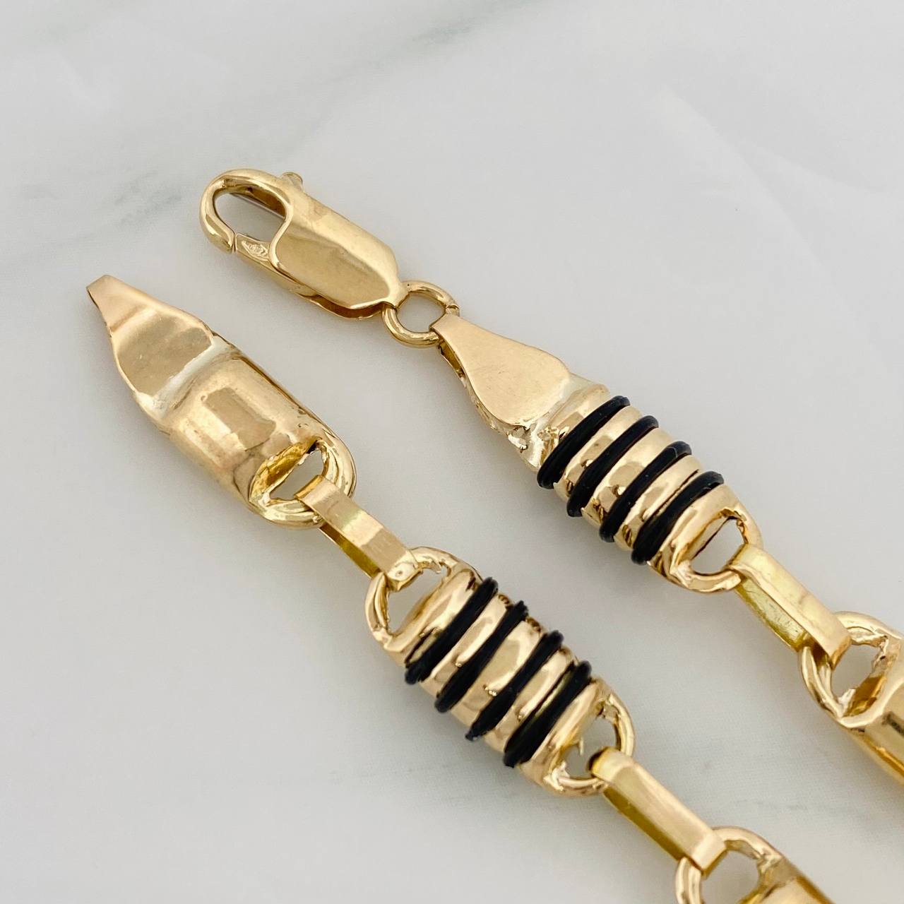 Rustic Barrel Anklet 9.1g / 10 1/4 in / 6.2mm Yellow Gold 18K