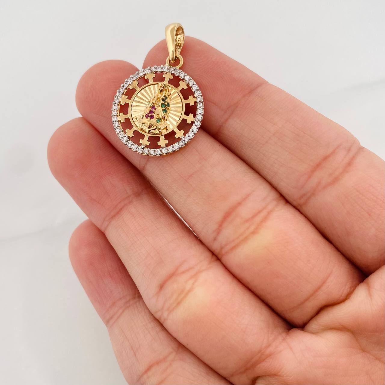 Dije Virgen de Guadalupe 2.7g / 1 in Dos Oros Amarillo Blanco 18K