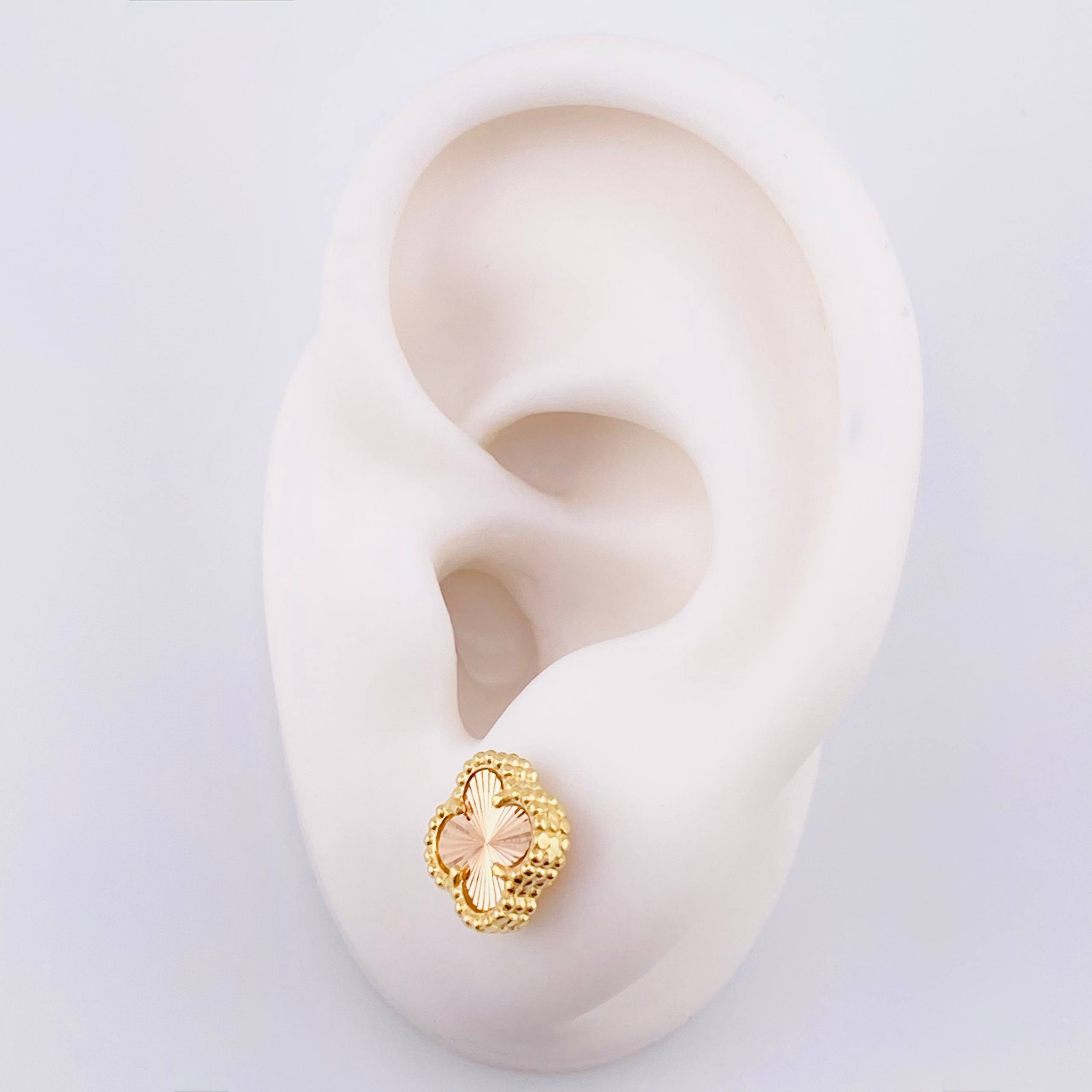 Clover Diamond Cut Stud Earrings 2.6gr / 9mm Two-Tone Yellow Rose Nac.Esp. 18K Gold ©