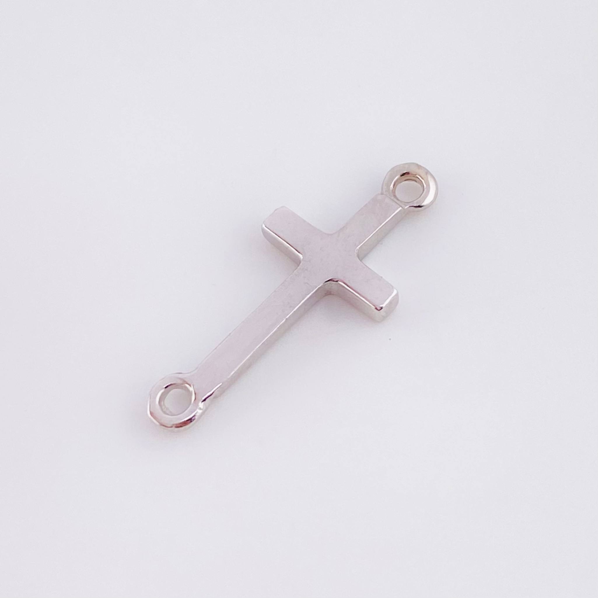 Herraje Cruz 0.75gr / 3/4 in / Oro Blanco 18K ©