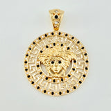 Dije Medusa 6.7gr / 1 1/2 in / Oro Amarillo 18K