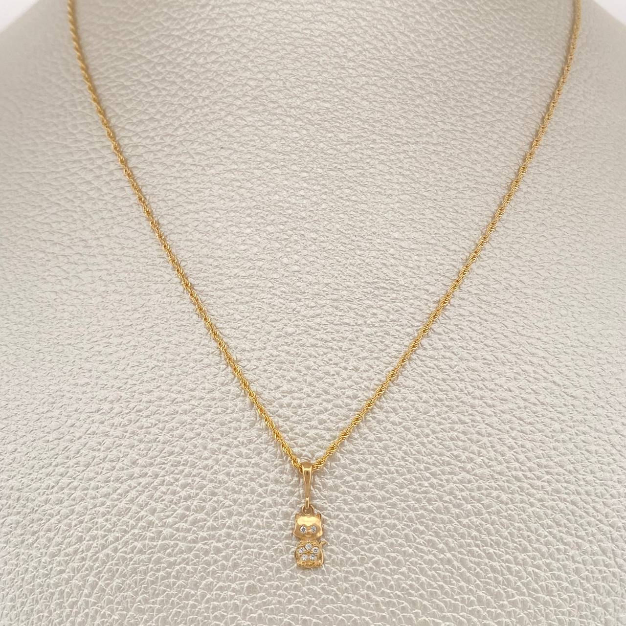 Set Cadena y Dije Lazo + Gato 1.35gr / 17 3/4 in / Oro Amarillo 18K &