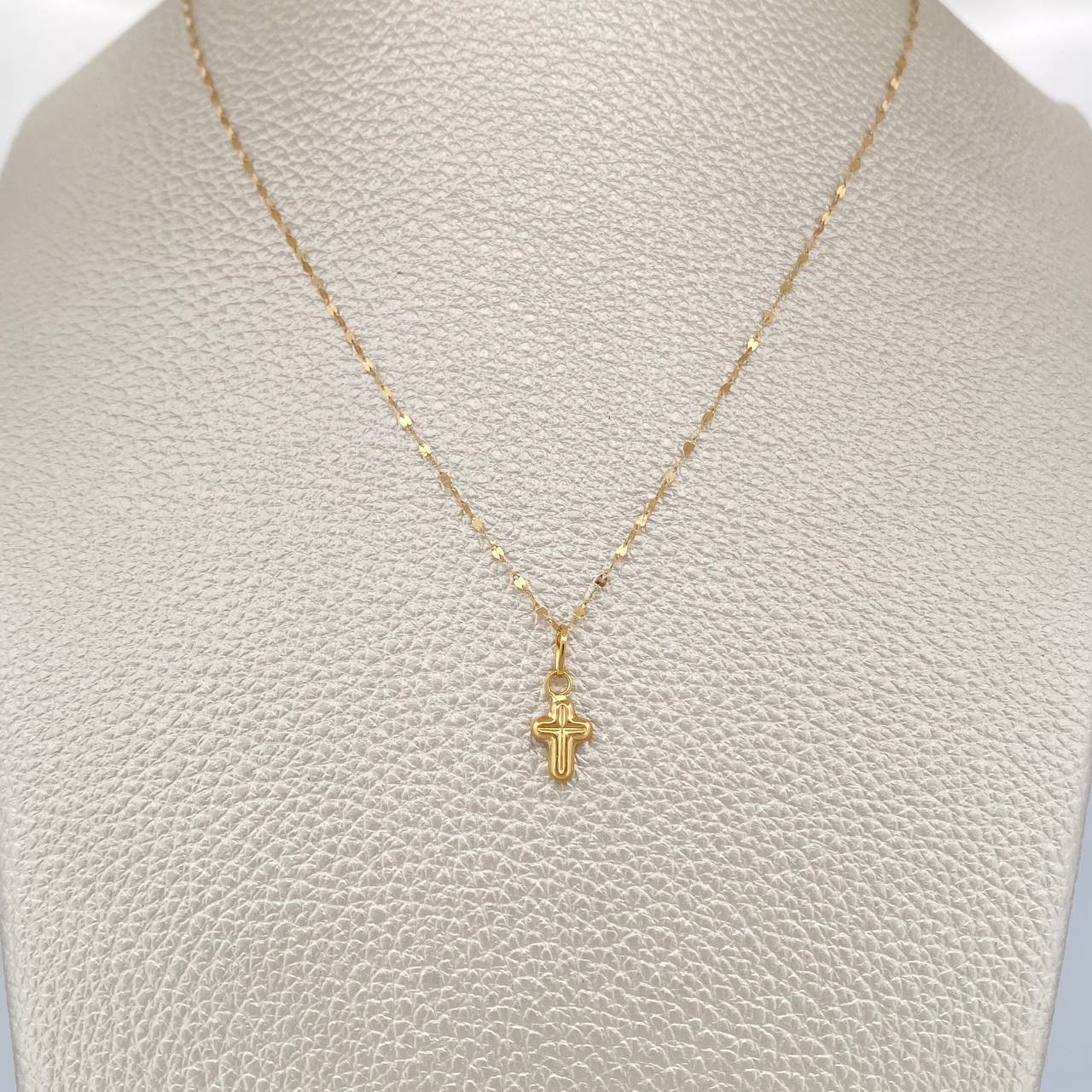 Set Cadena y Dije Flor Espejo + Cruz 0.65gr / 17 1/2 in / Oro Amarillo 18K &