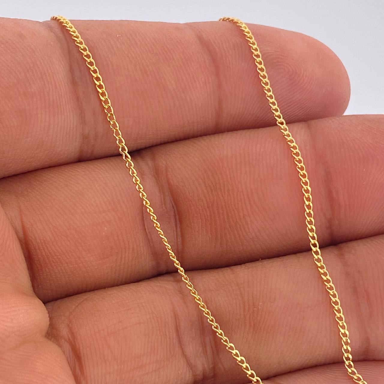 Set Cadena y Dije Mini Cubana + Circulo 1.7gr / 17 1/2 in / Oro Amarillo 18K &