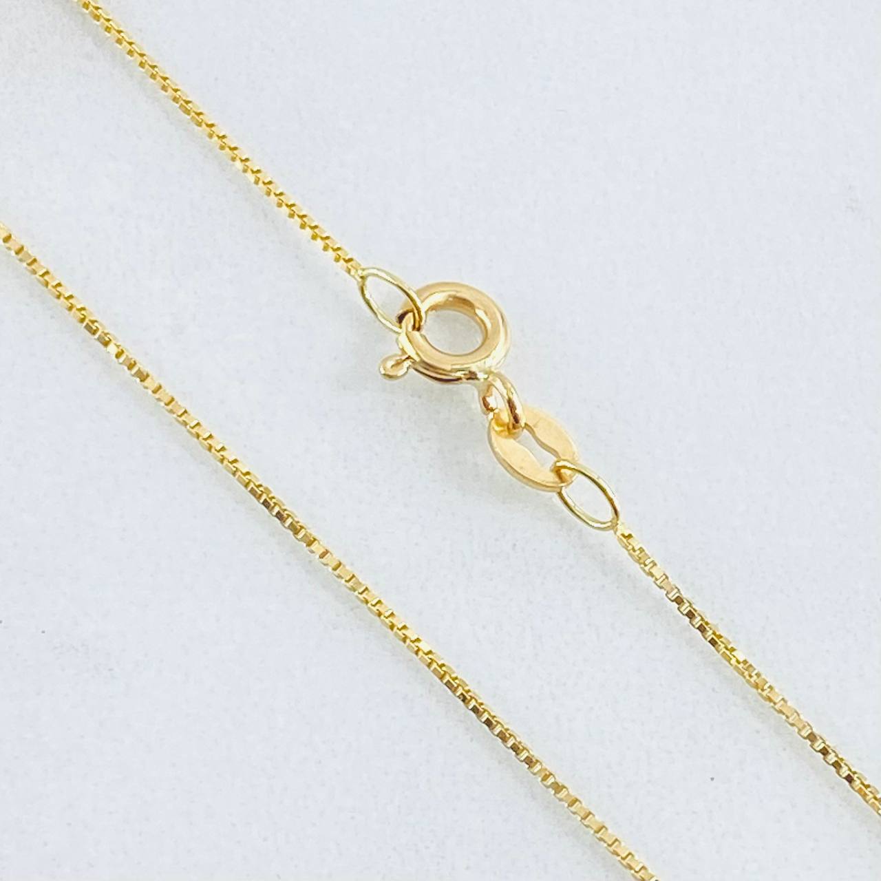 Set Cadena y Dije Veneciana + Mariposa 2.3gr / 17 3/4 in / Oro Amarillo 18K ©