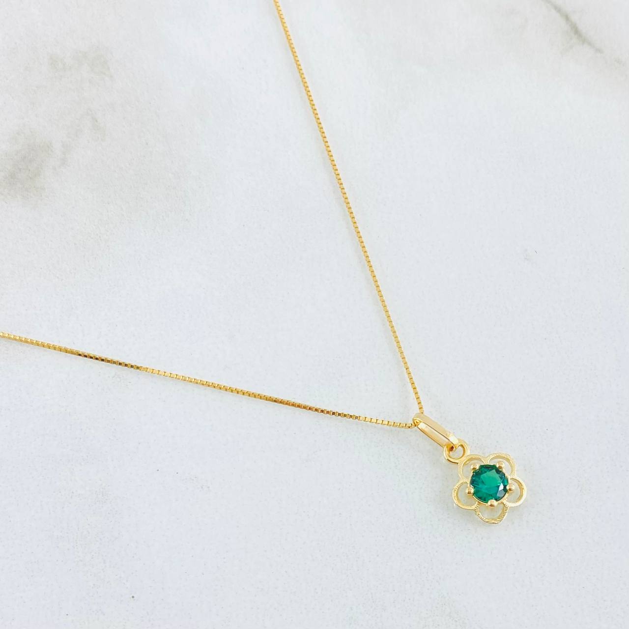 Venetian Chain and Pendant Set + Flower 1.4gr / 17 3/4 in / 18K Yellow Gold ©