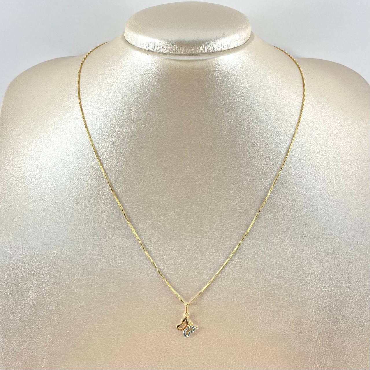Set Cadena y Dije Veneciana + Silueta Mariposa 2.4gr / 17 3/4 in / Oro Amarillo 18K
