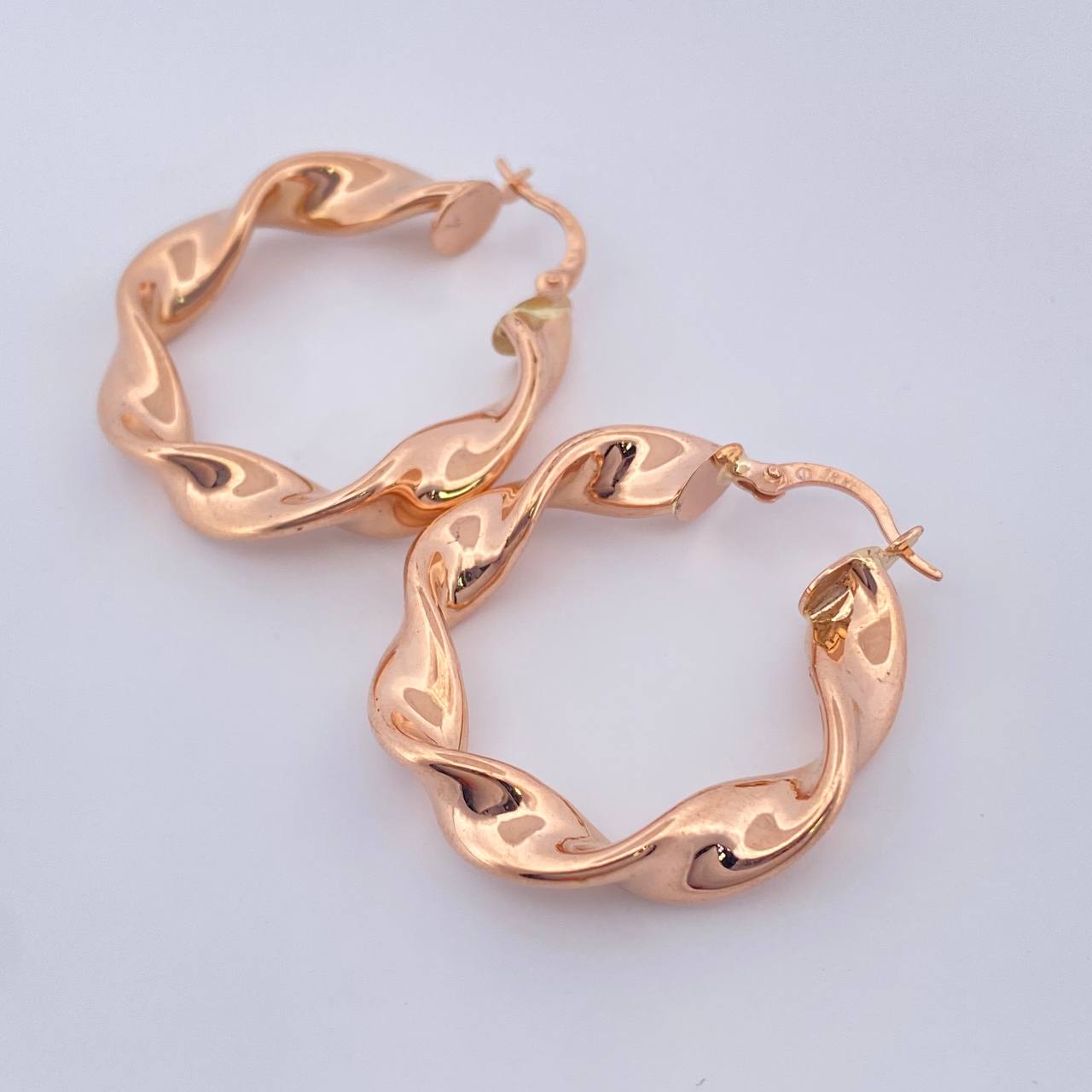 Candongas Azir 5.45gr / 1 1/2 in / Oro Rosa 18K $