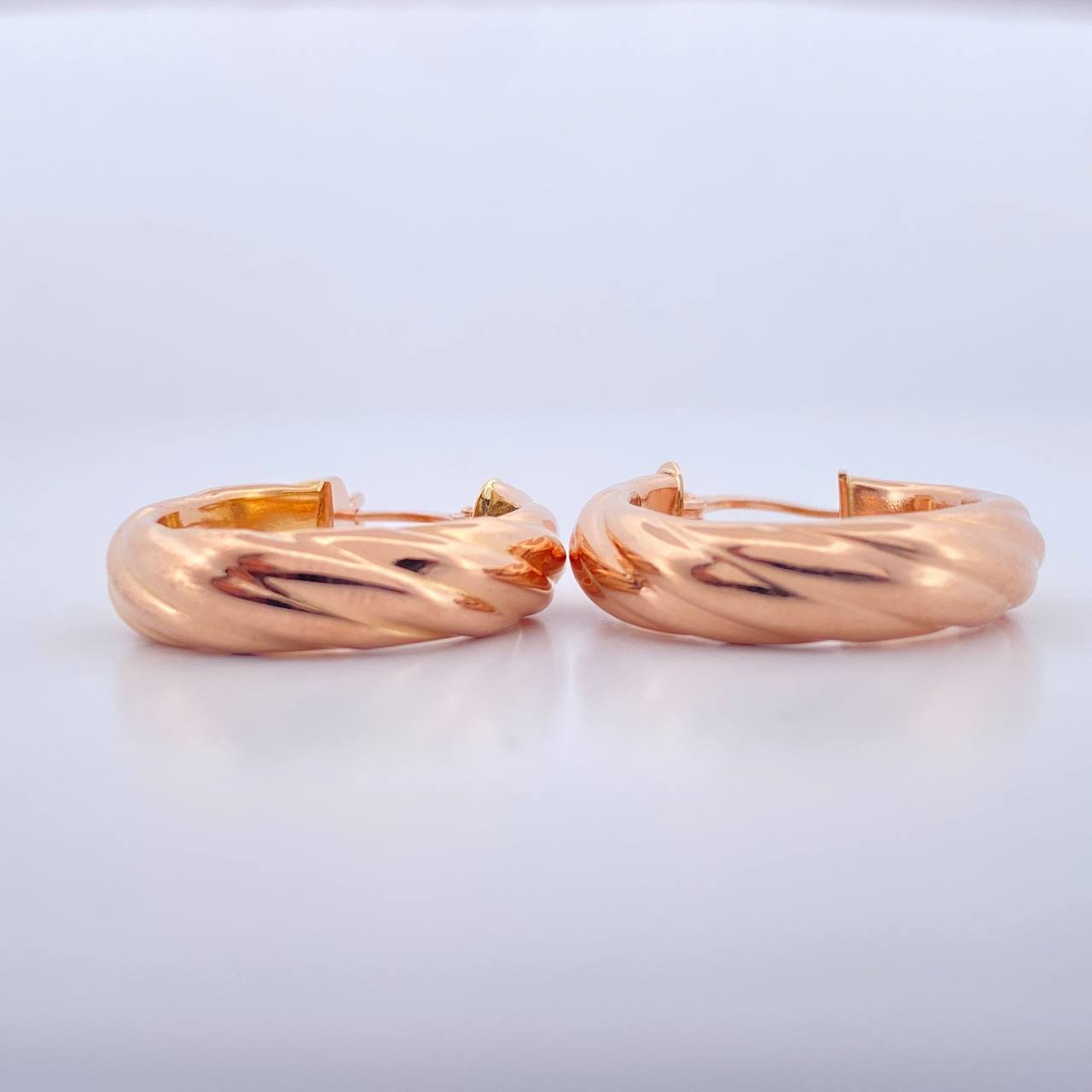 Candongas Mary 4.2gr / 1 in / Oro Rosa 18K $