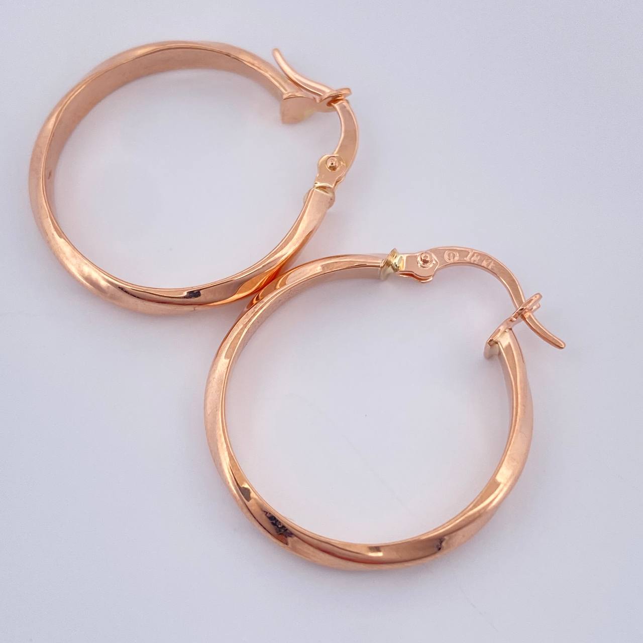 Candongas Fergi 1.95gr / 1 in / Oro Rosa 18K &