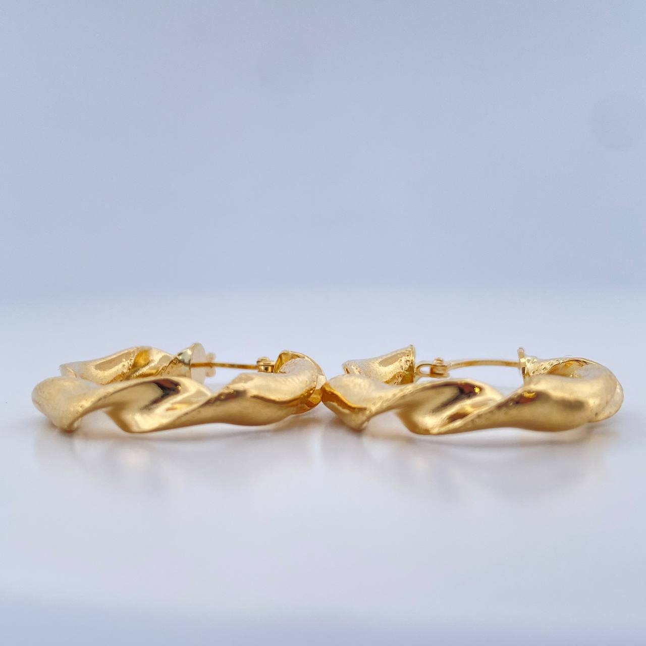 Candongas Demi 3.35gr / 1 in / Oro Amarillo 18K $