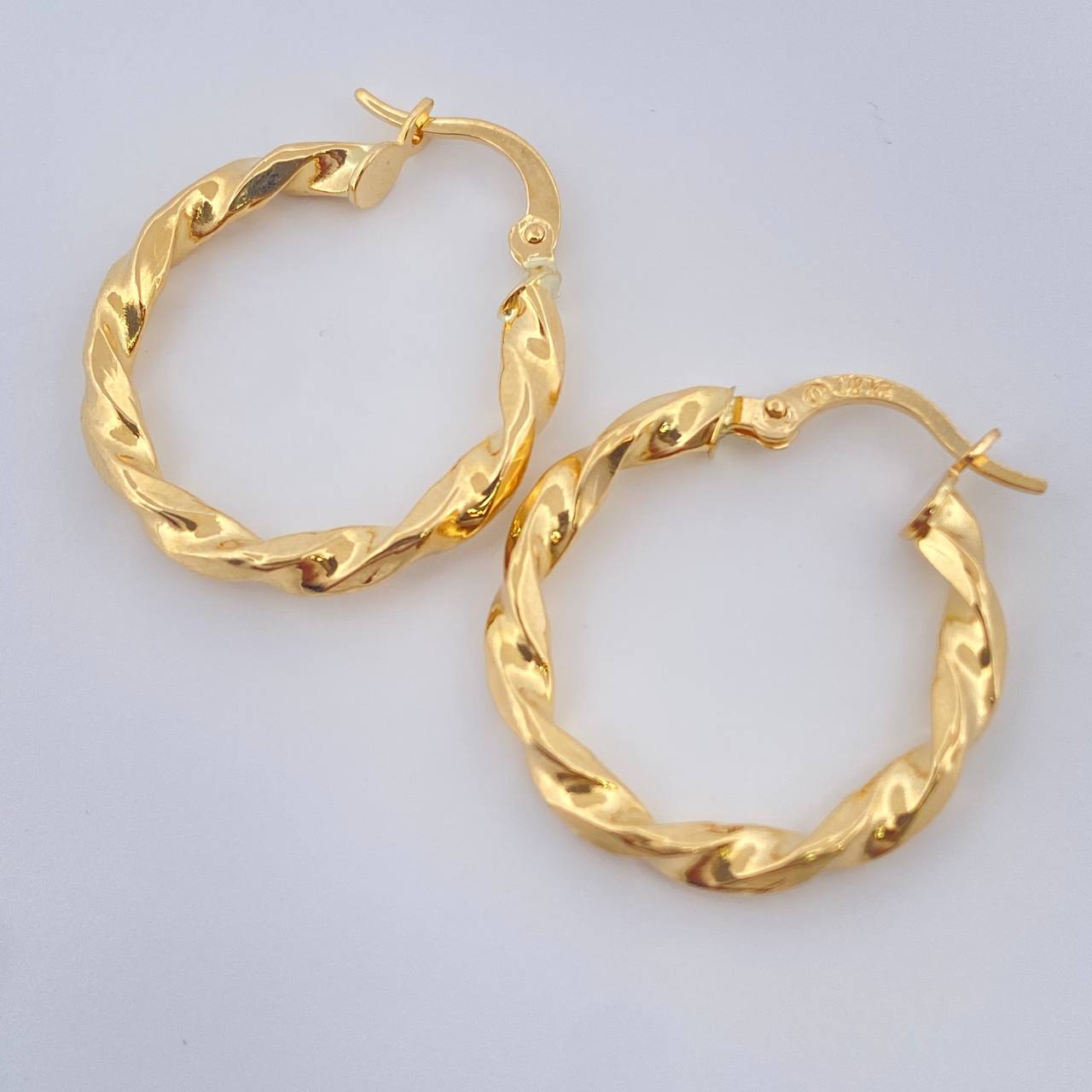 Candongas Kari 2.05gr / 1 in / Oro Amarillo 18K $