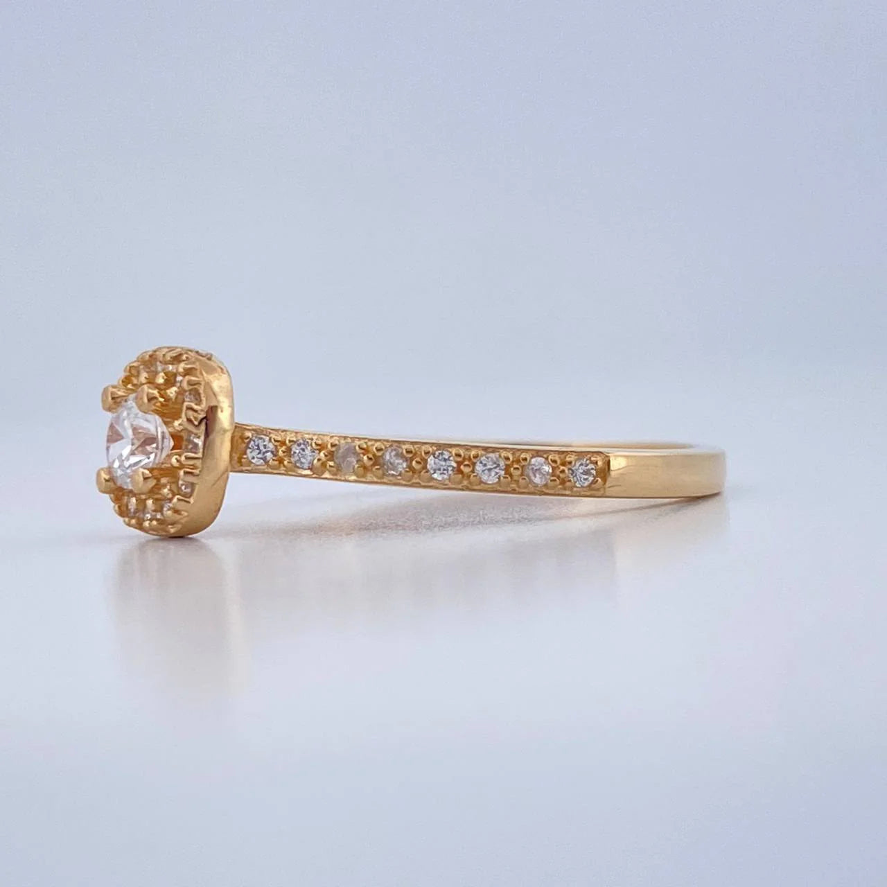 Anillo Halo Cuadrado 1.95gr / T5 1/2 / Oro Amarillo 18K %