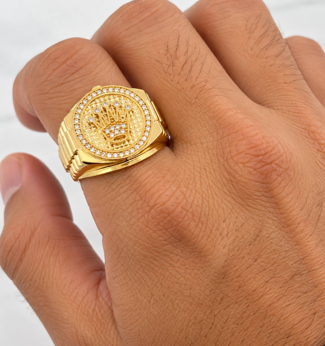 Anillo Corona 9.6g / T11 1/2 Oro Amarillo 18K