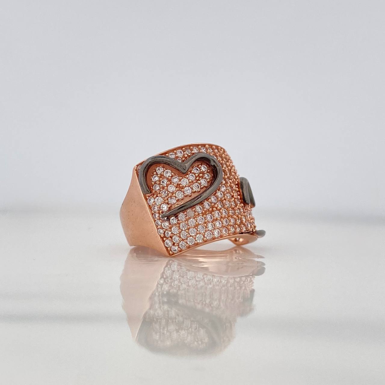 Hearts Ring 8g / T6 3/4 Two-Tone Black Rose 18K