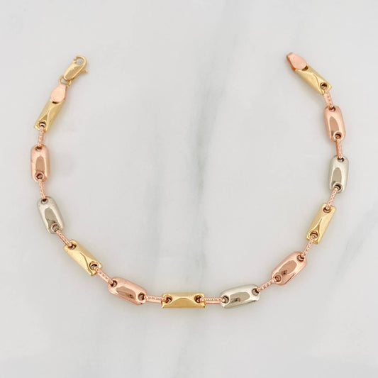 Rustic Bracelet Adije 4.35g / 6 3/4 in / 3.4mm Three Golds 18K