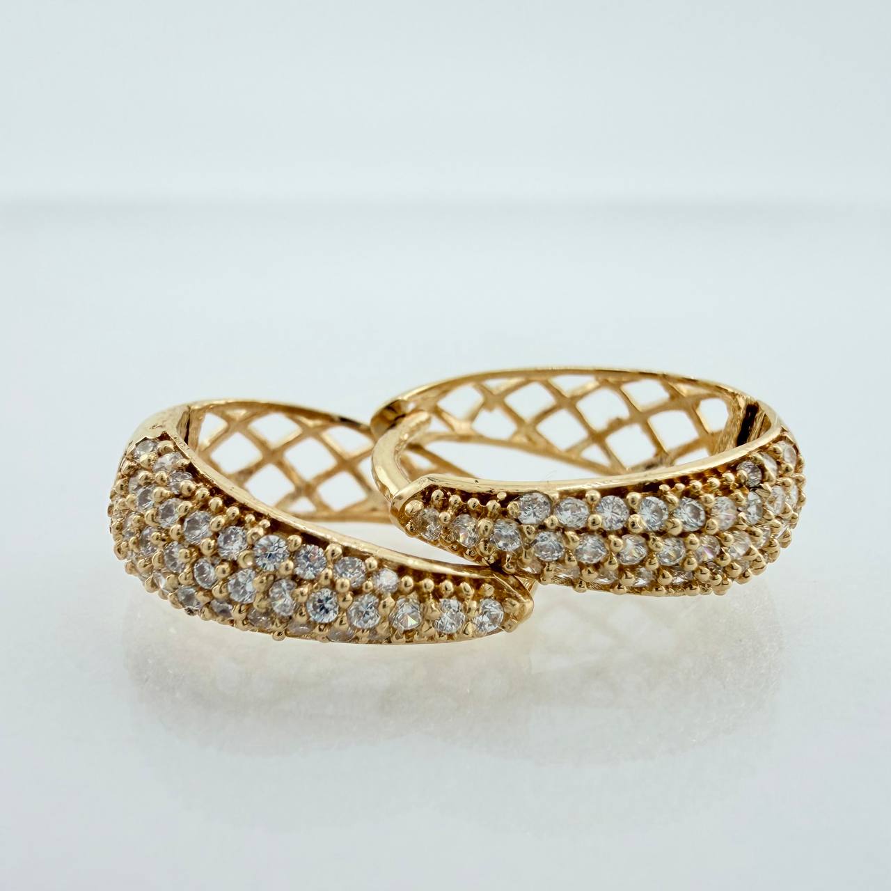 Candongas Daly Basteada 2.5gr / 1/2 in / Oro Amarillo 18K &