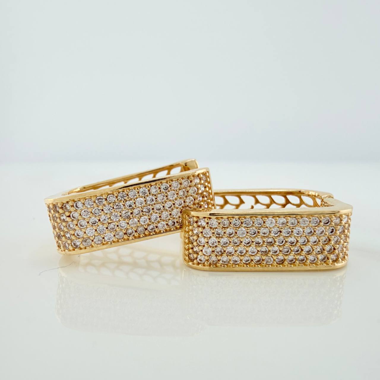 Candongas Cuadradas 7.6gr / 3/4 in / Oro Amarillo 18K $