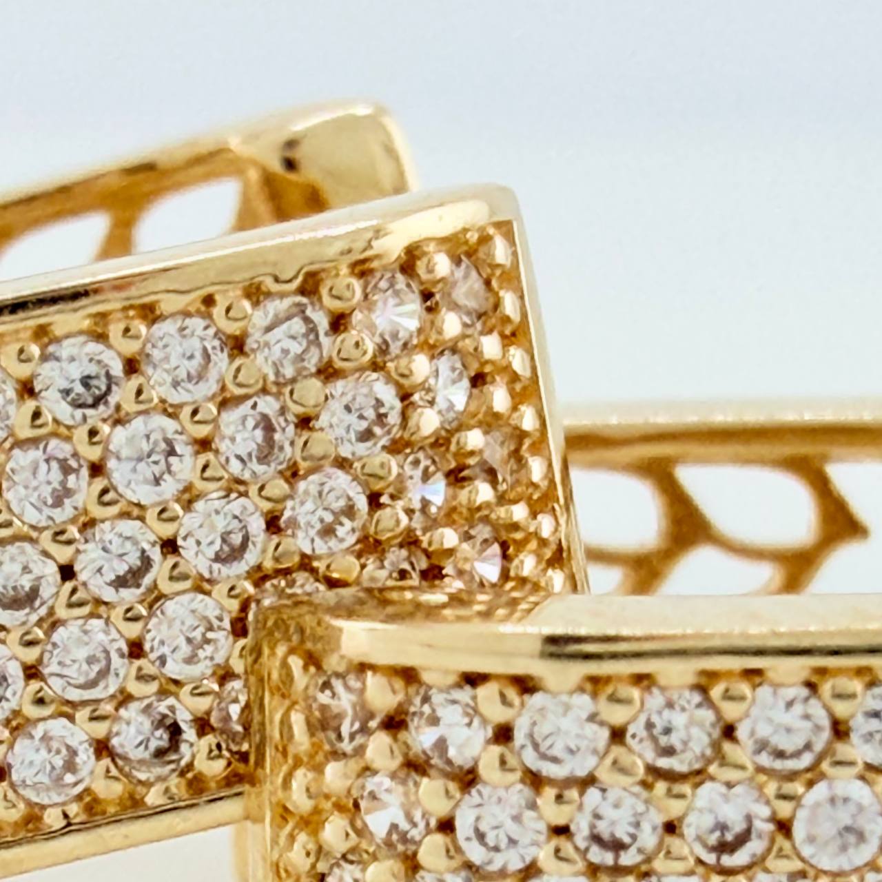 Candongas Cuadradas 7.6gr / 3/4 in / Oro Amarillo 18K $