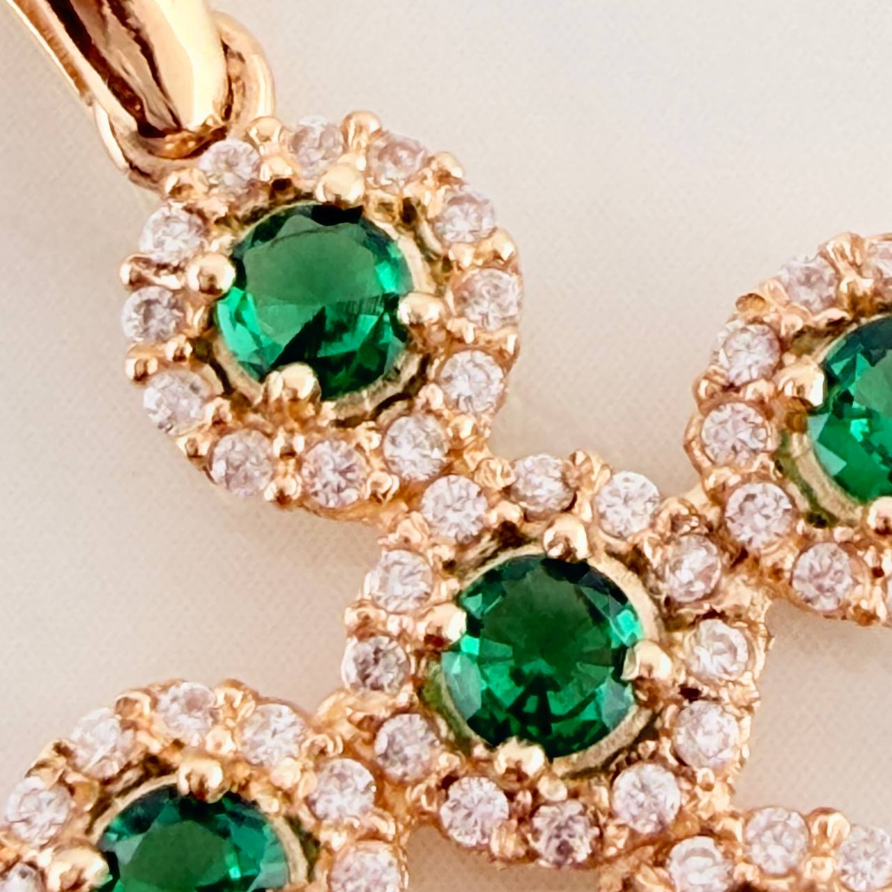 Dense Cross Pendant 3gr / 1 1/2 in / Yellow Gold 18K $