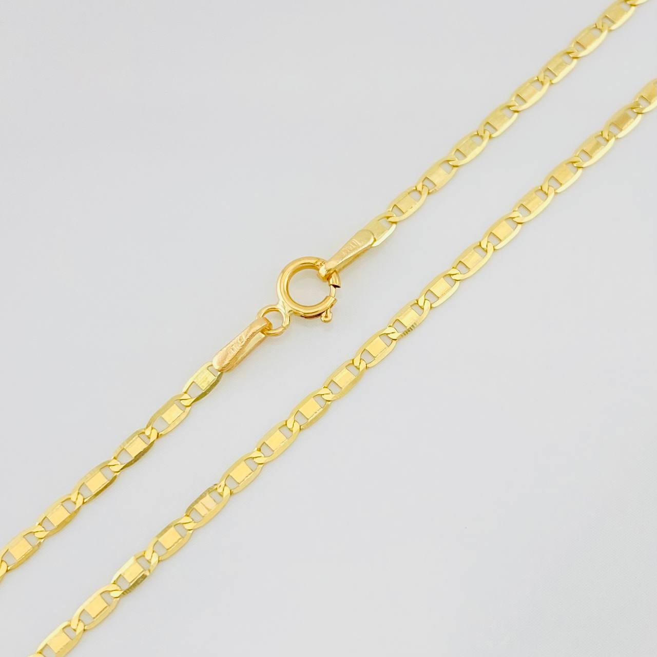 Cadena Escalera Plana 3.35g / 24 in / 1.87mm Oro Amarillo 18K
