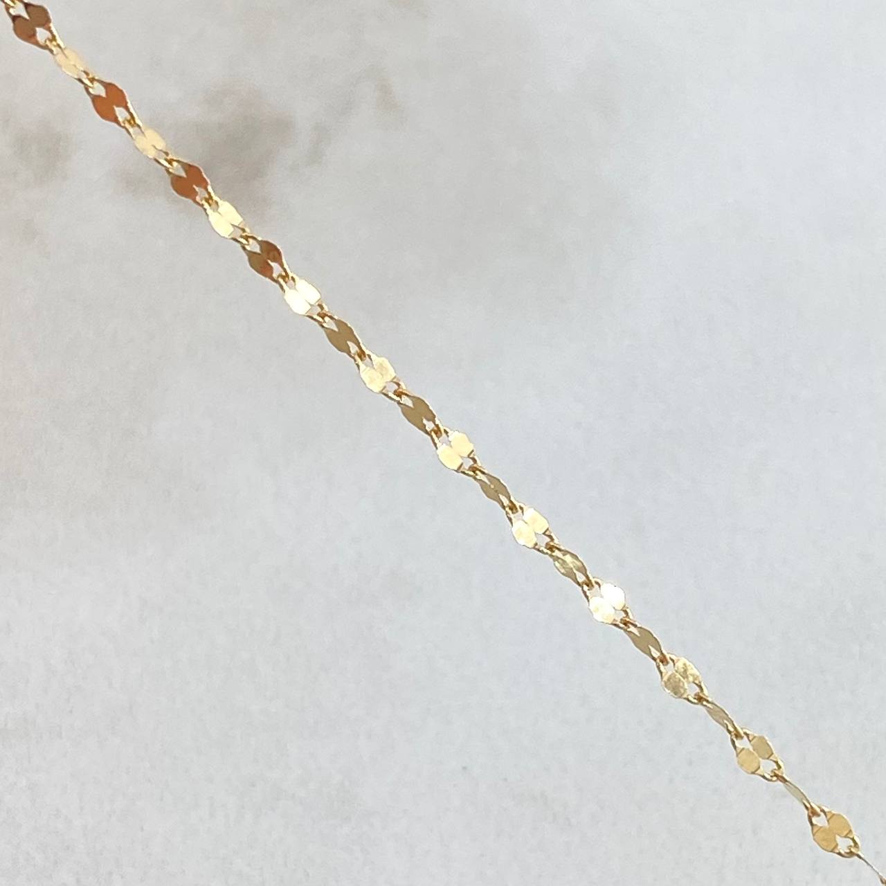 Chain Set and Pendant + Virgin Guadalupe 1.3gr / 19.7in / 18K Gold ©