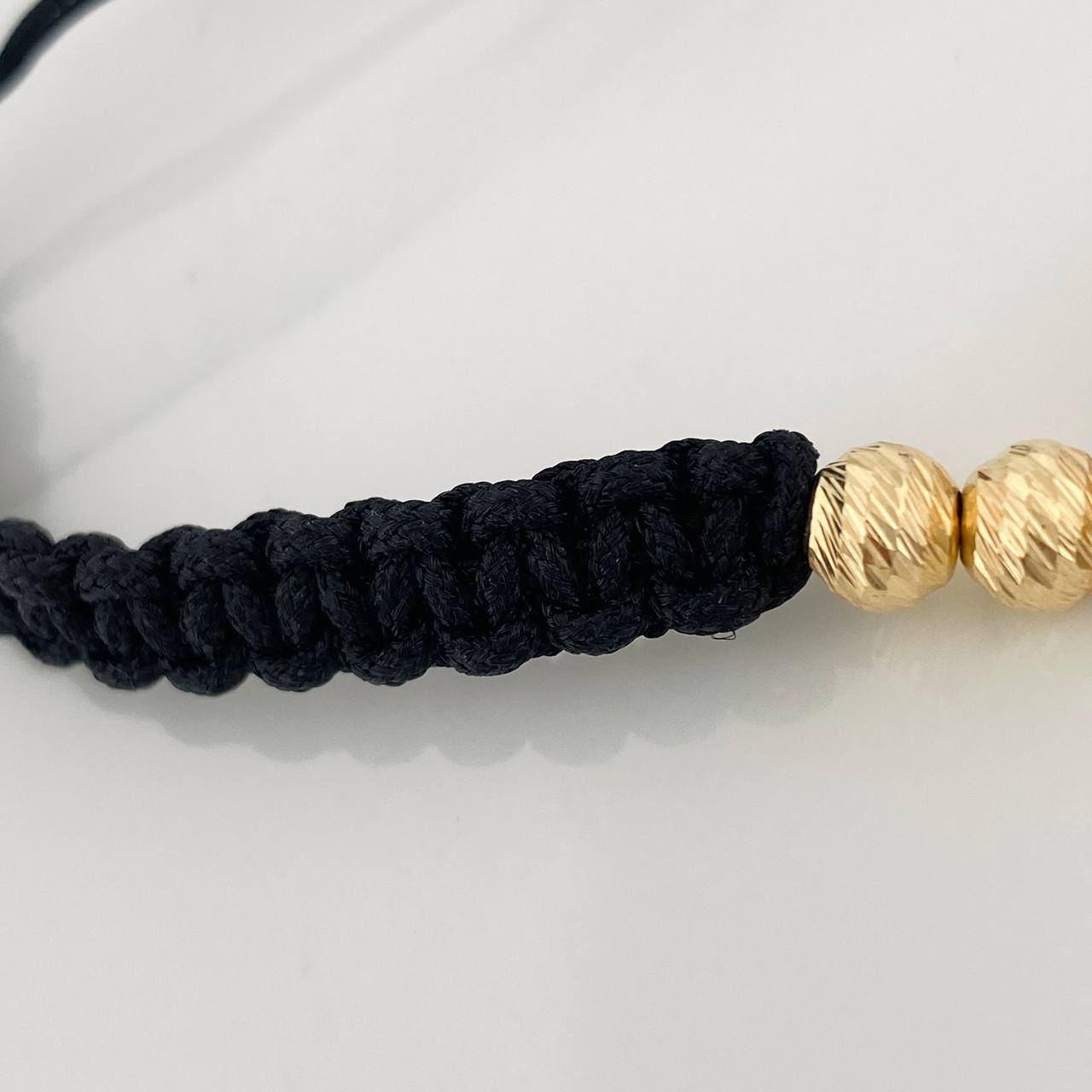 Pulsera Tejida Negra Pato Inspirado 4.45gr / 6mm Tres Oros 18K &