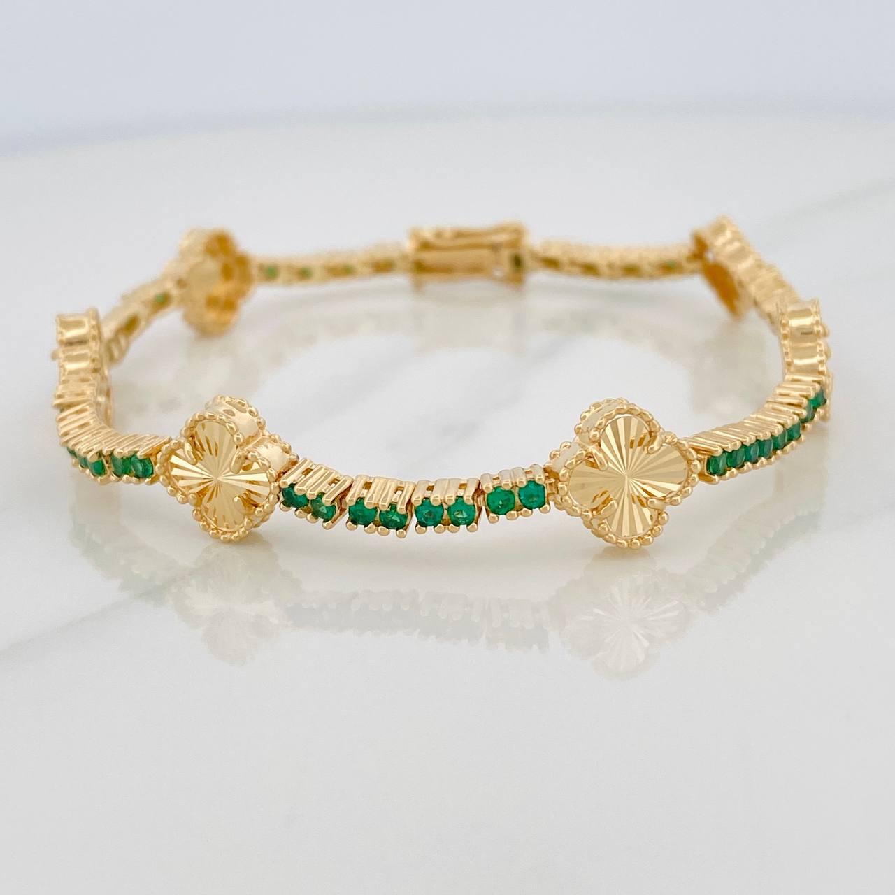 Tennis Clover Bracelet 13.6gr / 7 1/4 in / 18K Special National Yellow Gold $