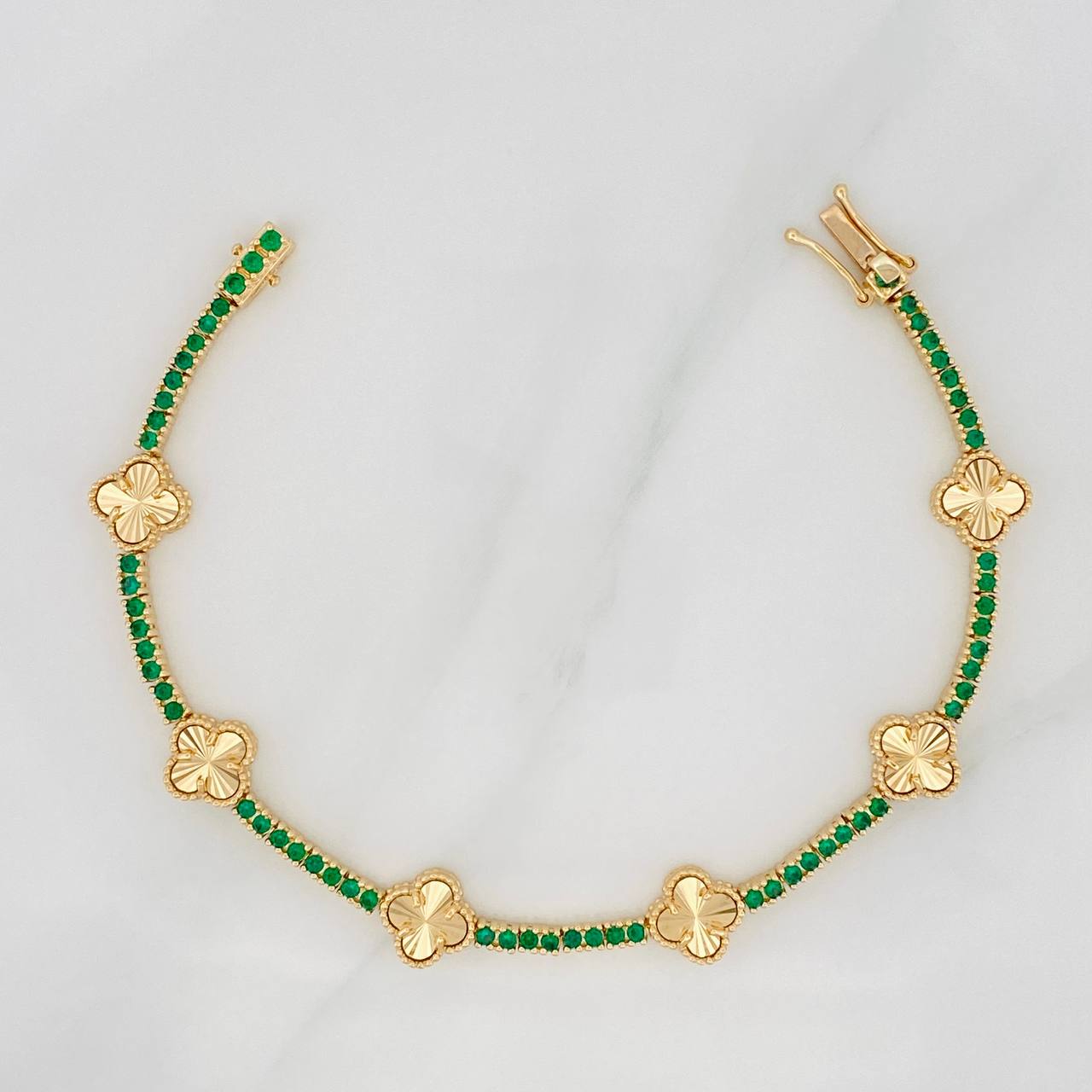 Tennis Clover Bracelet 13.6gr / 7 1/4 in / 18K Special National Yellow Gold $