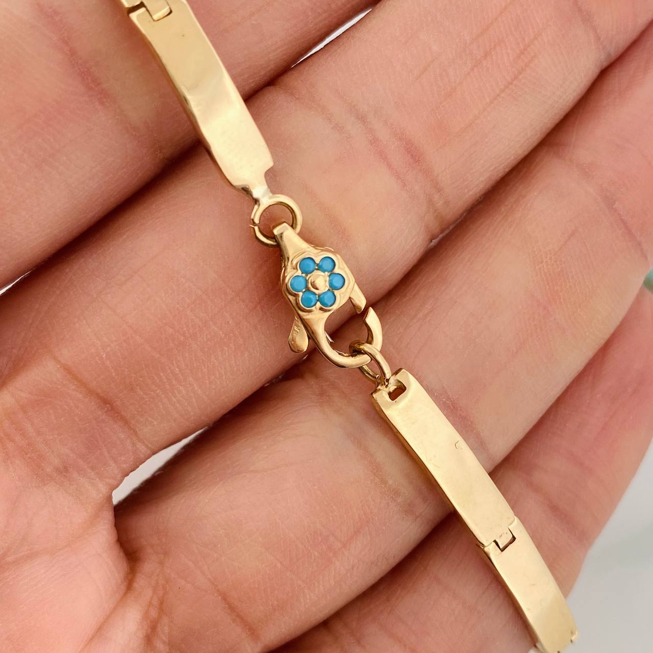 Dense Reticulated Bracelet 12.15gr / 7 1/4 in / 18K Yellow Gold $