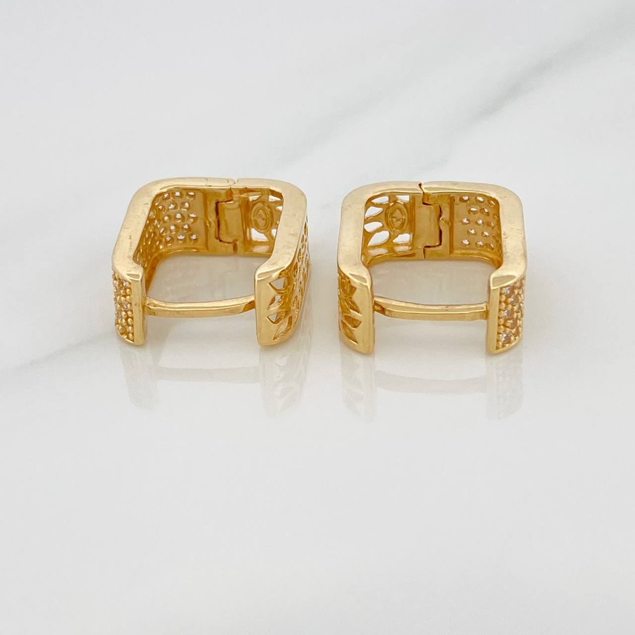 Candongas Cuadradas 6.4gr / 1/2 in / Oro Amarillo 18K %